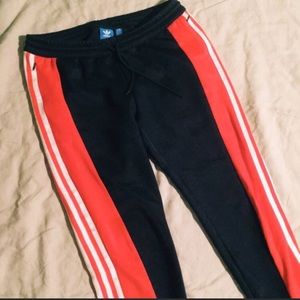 ADIDAS SWEATPANTS